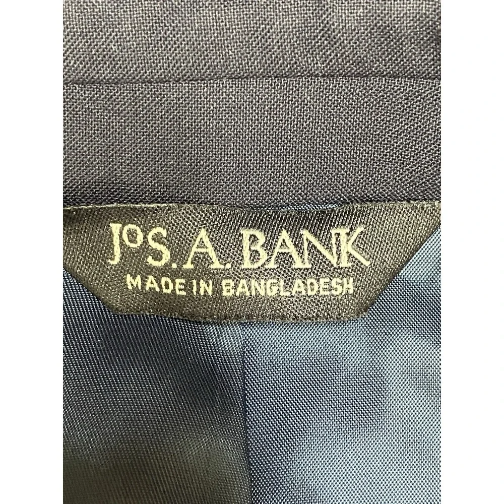 Jos. A. Bank small mark